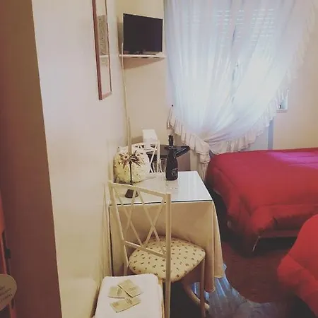 Amica Aldo Penzion Taranto